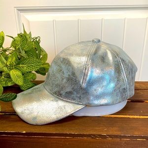 Like New!  Beautiful Soft Trendy Silver Baseball Cap with Padded Cushioning